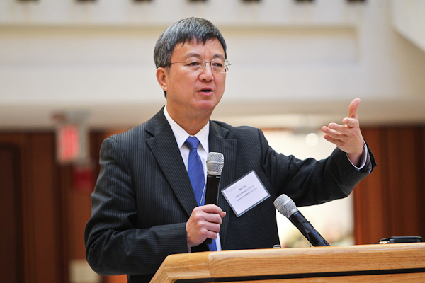 Min Zhu speaks at the 2012 Bretton Woods Committe Annual Meeting