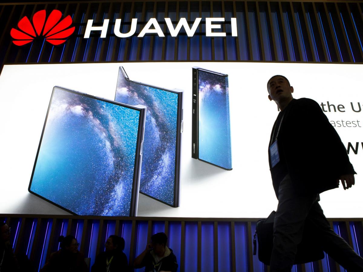 A global gathering of mobile and telecom companies in Barcelona, Spain, has become a referendum on the Chinese technology giant Huawei.